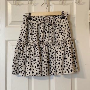 Black&White Spotted Skirt